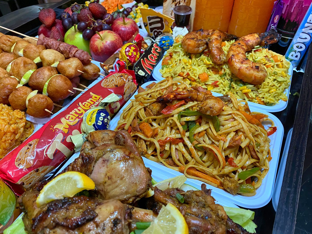 LfCuisine's tweet photo. Hello everyone, we are offering 10% discount on all food tray orders this EID
Order a food tray between 8th May - 12th May and get a 10% discount 

Food tray prices starts from N30,000
Kindly RT if this comes across your TL💛

For more enquiries, 
call/ text: 07086825881 https://t.co/YbQ6qNwfNF