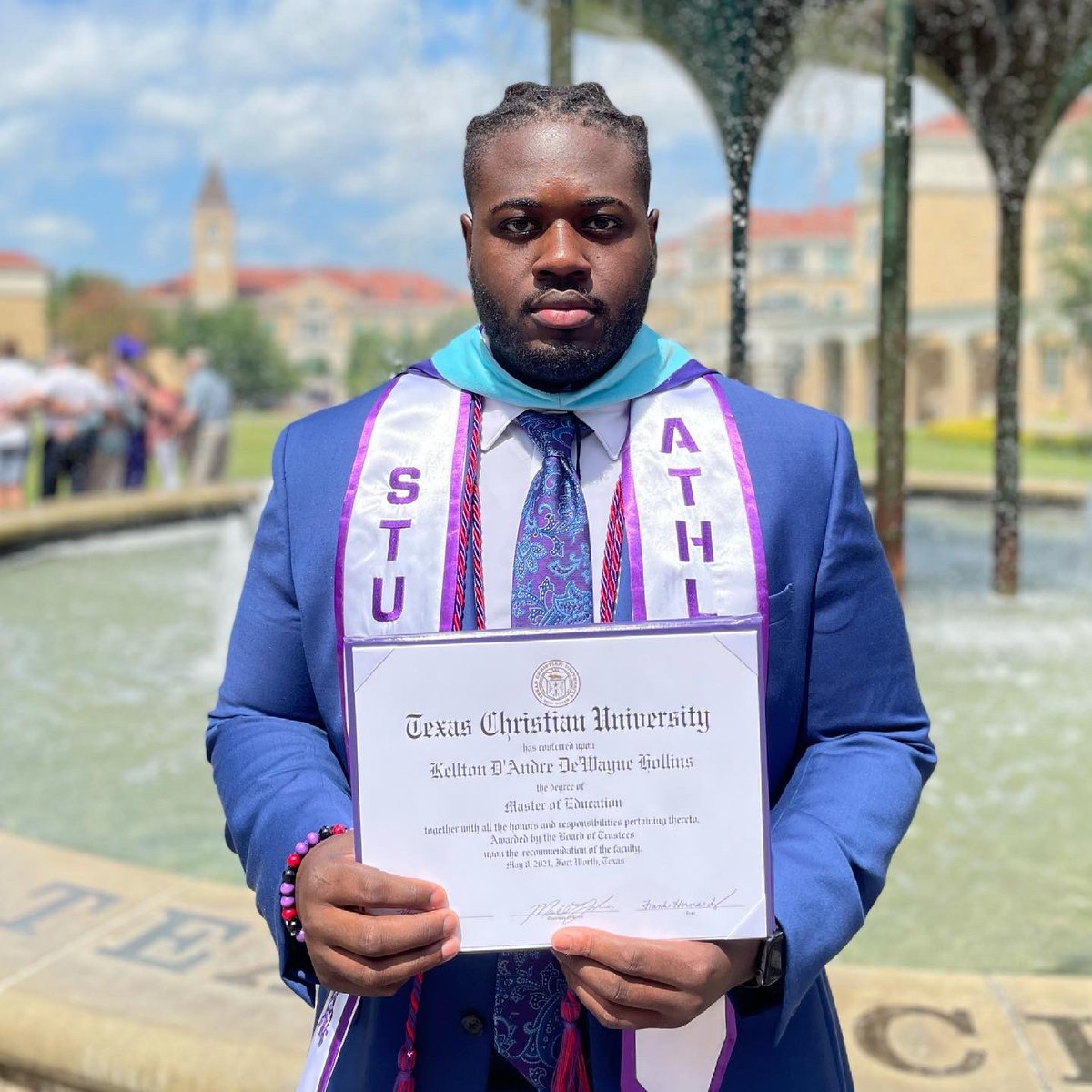 KelltonHollins's tweet photo. Look how God blessed me again... took so many losses, can’t believe I finally get to win. M.Ed. 🙏🏾 #Ble55ed #ThatsTwo https://t.co/jcNxv2Oojq