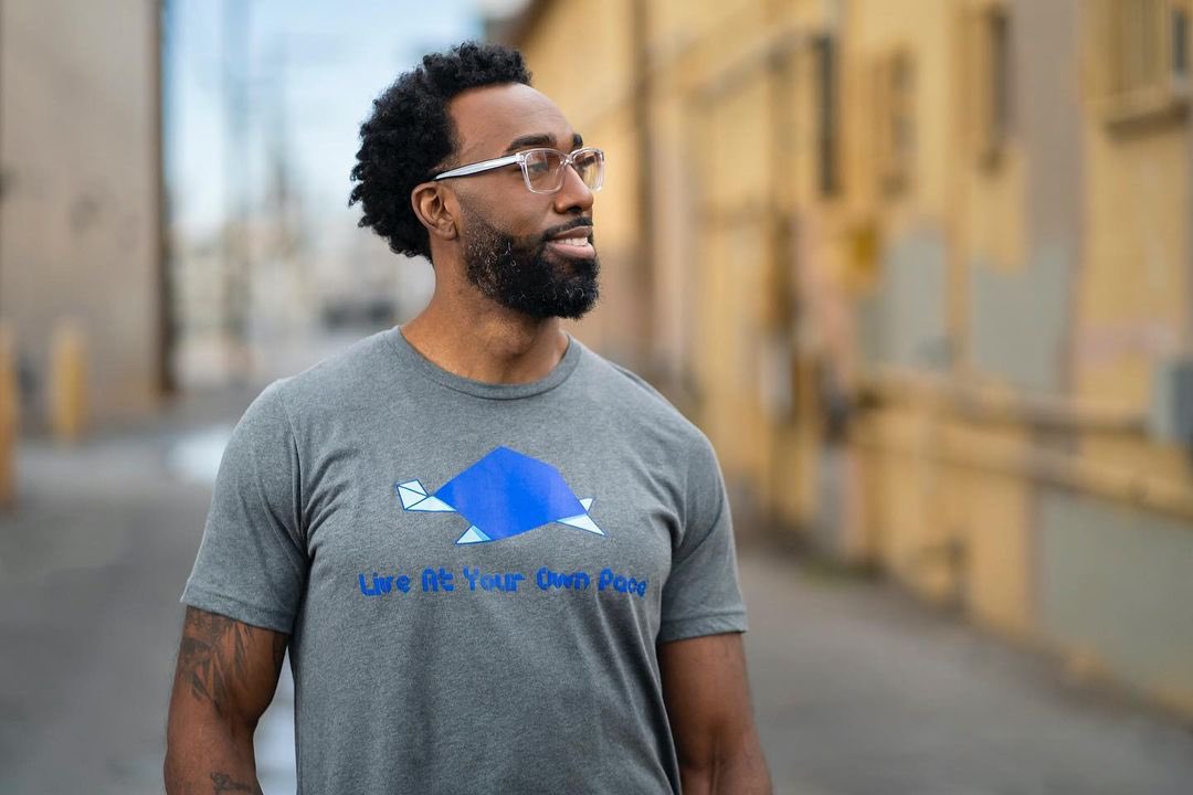 layop's tweet image. ICYMI: if you’re not registered to receive email alerts then you missed this NEW drop this week!

Brand NEW origami turtle tee &amp;amp; NEW bred colorway in the Roman turtle tee! 

Both are available NOW at LAYOP.com &amp;amp; instore @DTContainerPark! 
🐢®🌊🏄🏽‍♂️😎✌🏾❤️ 

#NewRelease