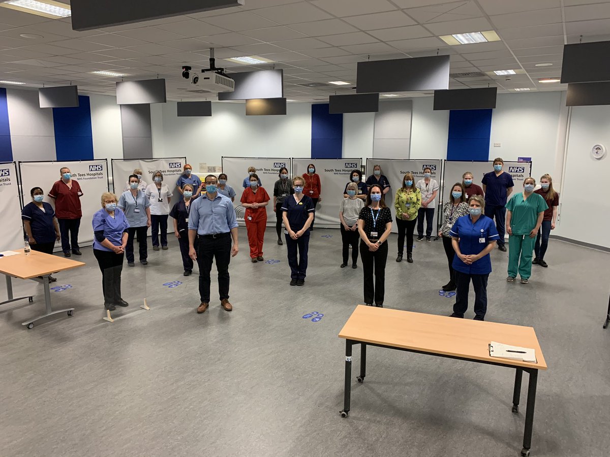 paulataggart2's tweet photo. Last day in the hub @nursemansam @JulieSwaddle @South_Tees_TCVs @SouthTees https://t.co/9Ri4V5Aala