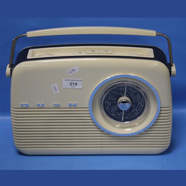 cuttlestones's tweet photo. We have several vintage radio's in our auction in Wolverhampton on the 12th May, including two CB Radio sets. Remember these?
#radio #auction #vintage #staffordshire https://t.co/ipVb7Ud6dR