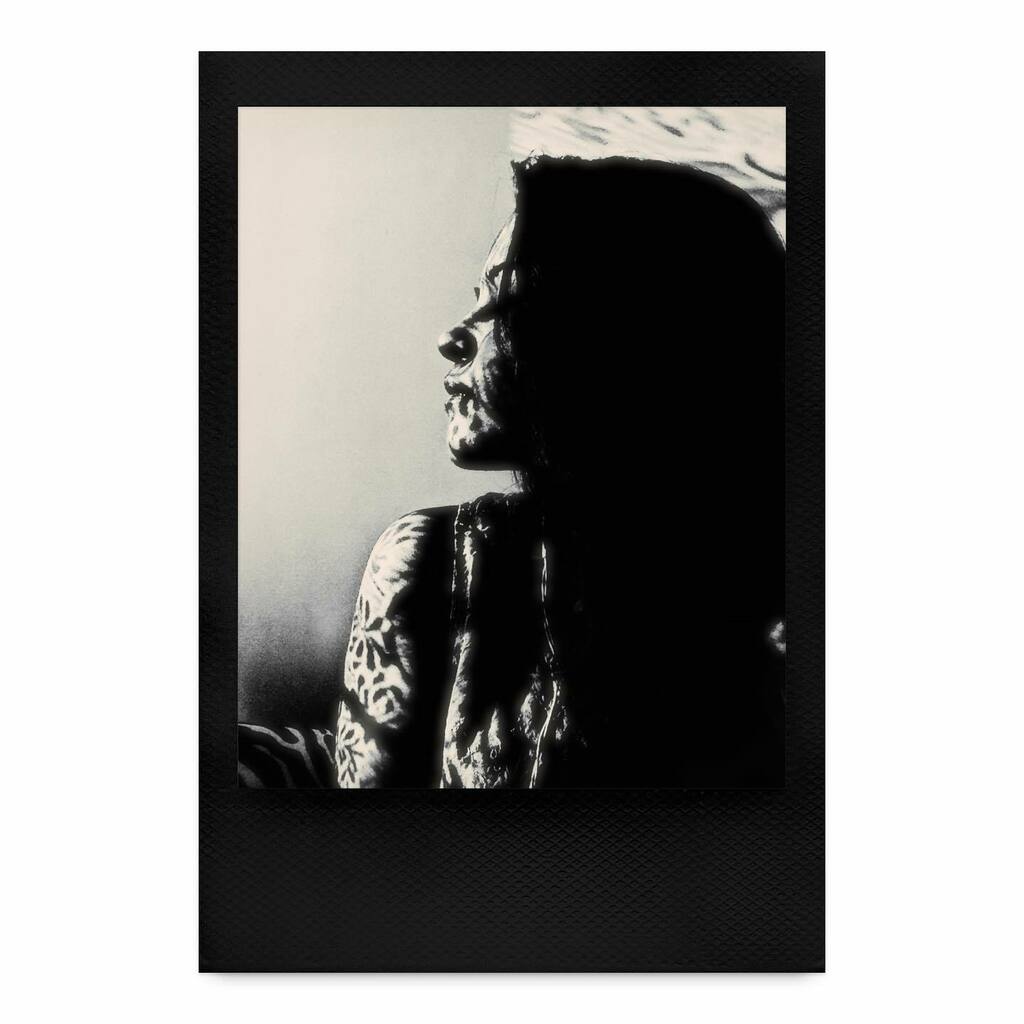 PreankaRoy's tweet photo. Memories are tattoos on the mind
.
.
.
#portrait #portraitmood #selfportrait #selfshots #imemyself #thatsme #girlswithtattoos #womenphotographers #womenphotographerscommunity #womenphotographer #womenwhoshoot #ifyouleave #grainisgood #onbooooooom #filmis… https://t.co/udQL5o6KzO https://t.co/xVy5tvYlYf