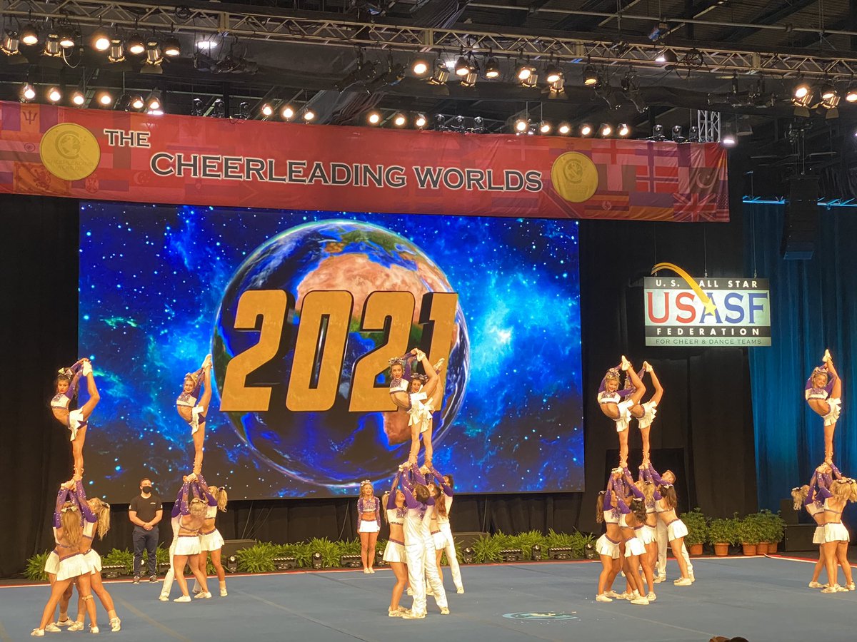 cheerUPDATES's tweet photo. .@RoyaltySot — looking incredible this weekend #CheerWorlds2021 🌎 https://t.co/MtN5xm9lII