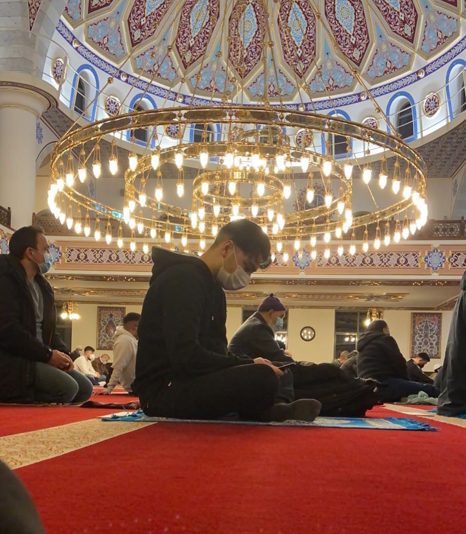 Jugend heutzutage nur am Handy