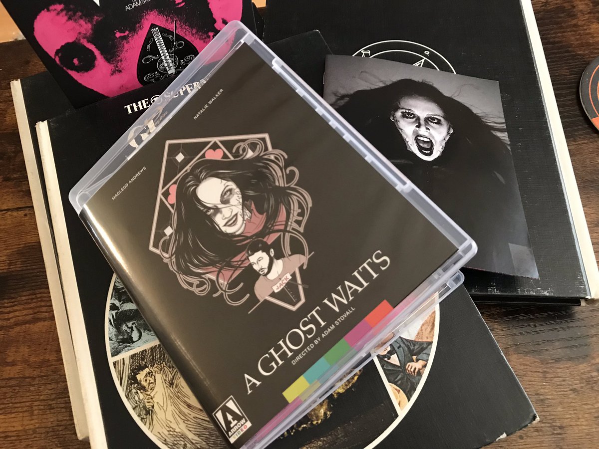More gorgeous arrivals from <a href="/ArrowFilmsVideo/">Arrow Video</a>! A GHOST WAITS  came out so well! Thank you @jamesflowerfilm <a href="/LouiseBuckler/">Louise Buckler</a> @adamstovall @MacLeodAndrews <a href="/bkrewind/">bkr</a> for making this so crazy special!

(and behind it, my 70s supernatural books that served as a reference for the font!)