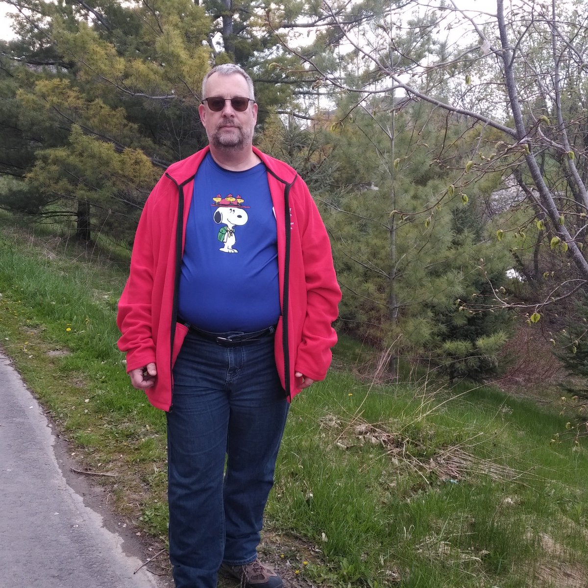 ScouterAndy's tweet image. Great 8 Challenge Week 3 - Moose on the Loose (or maybe call it "take a hike!" )... plan a marathon, start with a few kilometers.  @1stBolton @CECScouts @scoutscanada #SurviveWithLes #scoutsdostuff