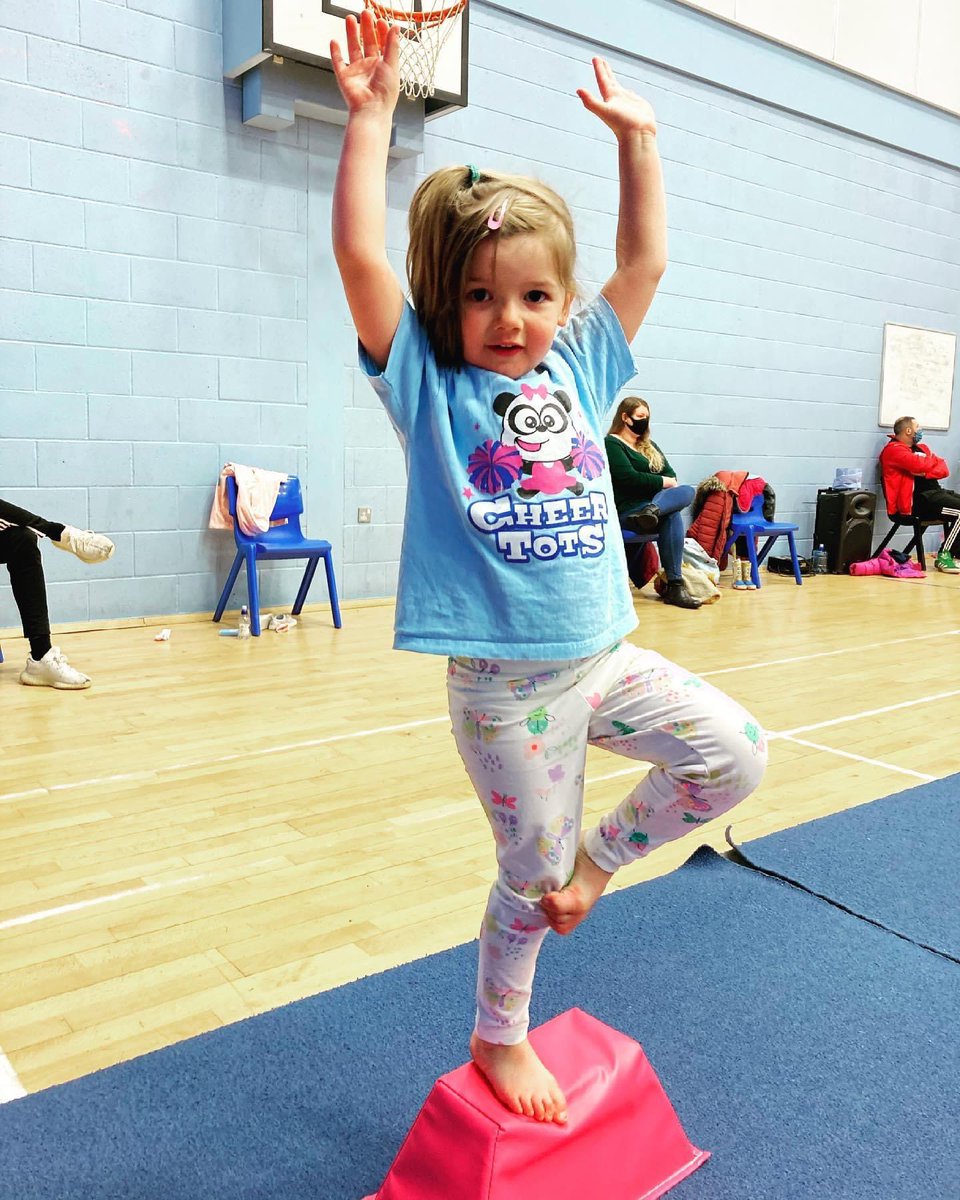 CheerTotsHQ's tweet photo. A Busy but amazing classes today with our Cheertots Tinies and Teenies! 
Well done everyone! 👏👏 https://t.co/nqMHhabqrc