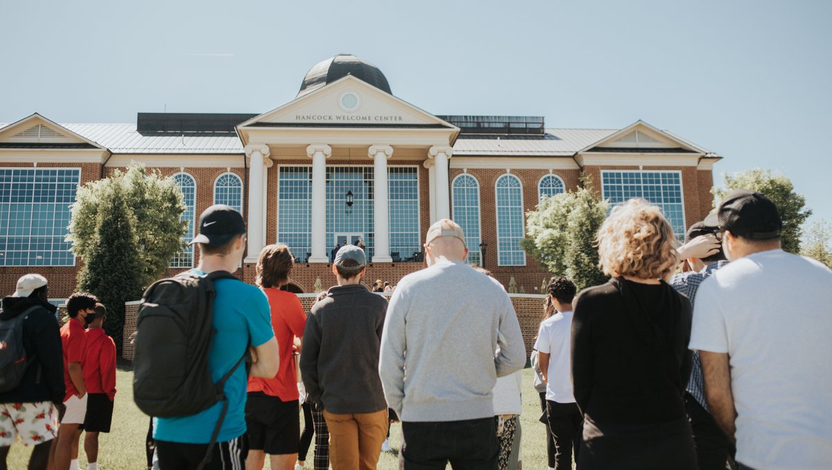 LibertyUSGA's tweet photo. Last Saturday, we joined together as a student body for our Campus Prayer Walk. We prayed for God to continue to move at Liberty and for so much more! We love you all and we will continue to cover you in prayer as you take your finals and step into this summer! https://t.co/ladAK9Fz8x