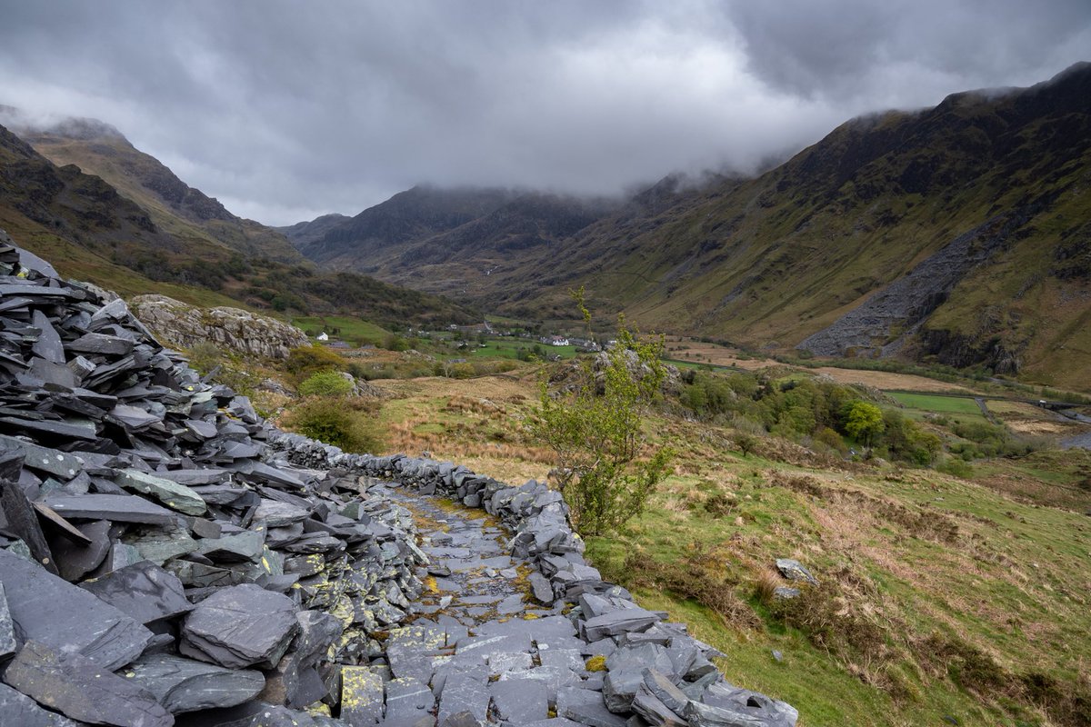 RhCadwaladr's tweet photo. #DyffrynPeris #Eryri #llynpadarn #llynperis #cymru ⁦@LocalWales⁩ ⁦@S4Ctywydd⁩ https://t.co/hmSZT3SKYL