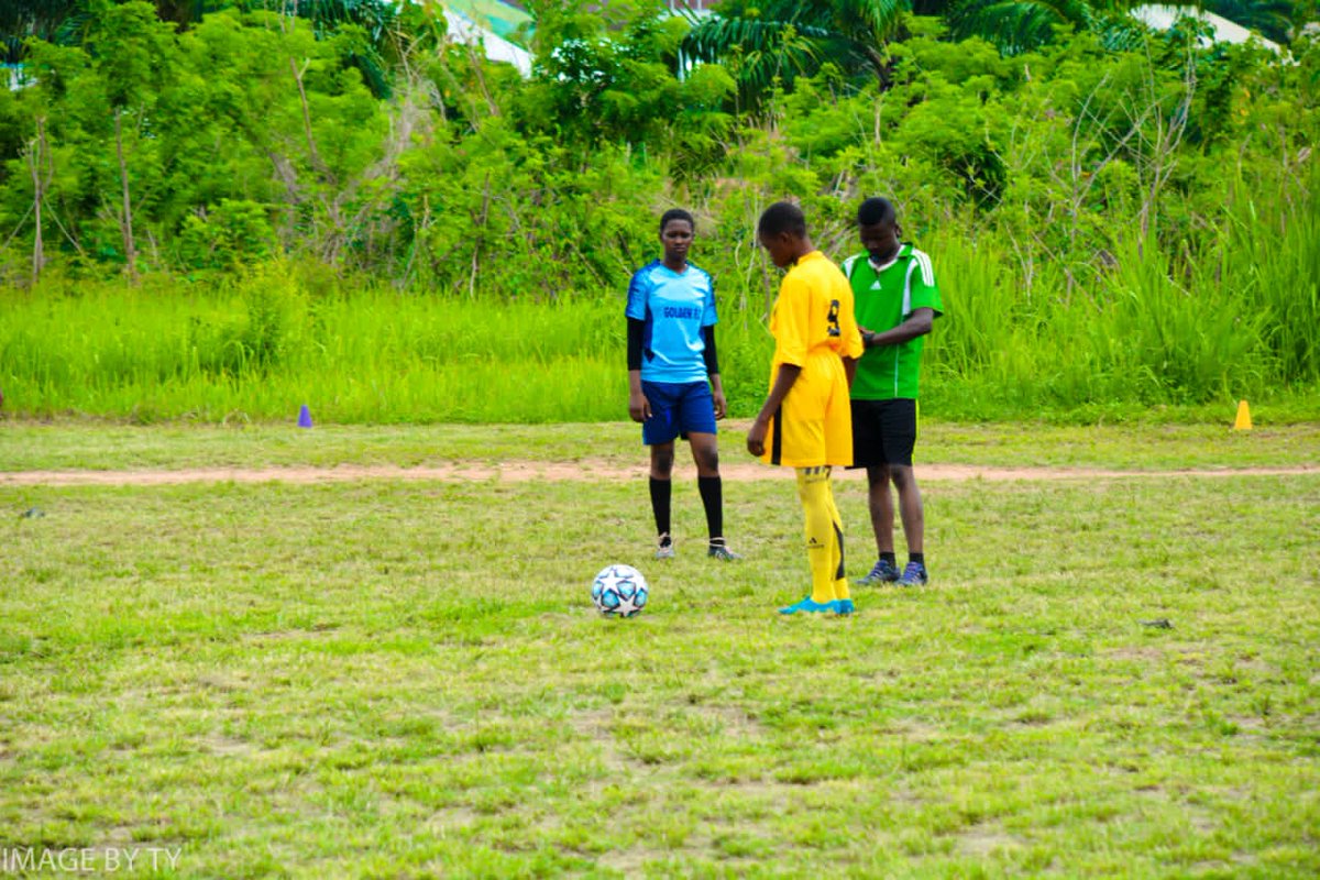 IMANI_ddiva's tweet photo. Breaking News!!!
 
Ekiti FA picks 23rd May for the finals of the Prof Akin Oyebode U-15 Football Competition.

- Lionsgate FC, Golden FC, Fatoba Queens and Osetoba FC picks semi final slots in the girls category.

Cc @BayoOlanlege https://t.co/gxmWc5PJ31