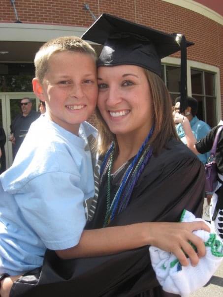jillsalmon's tweet photo. A few years in the making: 2009 ~ 2010 ~ 2021. Three @cmuniv π¦
s. #gojeffy #dontblink https://t.co/3gu4TAFALW