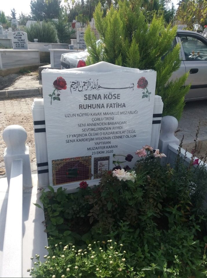 MEHMETO82041404's tweet photo. BU ÇOCUK LAR❗️

8 Temmuz #CorluTrenKatliamı nda öldürüldü!

Bugün tam 1036 gün oldu.

ANNE LER 😥 GÜNÜ NÜ 
ELLERİNDEN ALDINIZ 

@TCDDemiryollari @TCDDTasimacilik @aihsanuygun  @ahmetarslan36 @UABakanligi @Mcahidturhan @akaraismailoglu @adalet_bakanlik @RTErdogan https://t.co/NMoD3c0Ugi