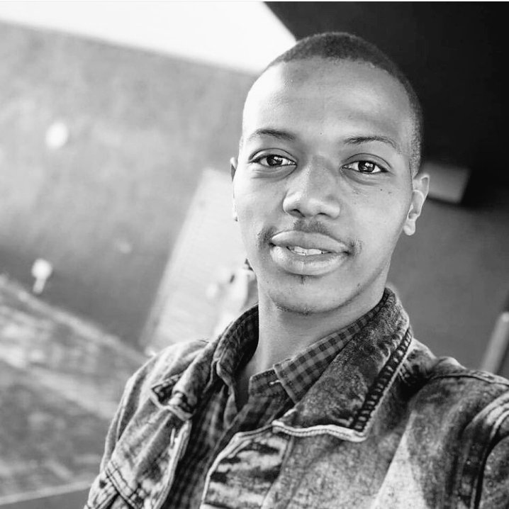 MnceLP's tweet image. King