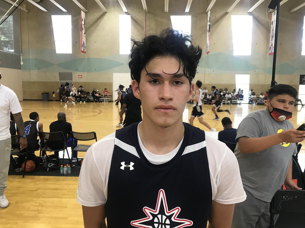 TexasHoopsGASO's tweet photo. #GASO Christian Carrillo paced Sun City Academy in an 81-72 win over Texas Cobras. Smooth player that handles pressure and makes the right pass! https://t.co/nqnffS5gkA