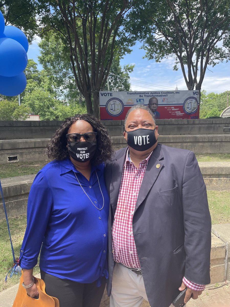 meredadjohnson's tweet photo. Today, we urge the passage of the John Lewis Voting Rights Bill. We must continue to get in #GoodTrouble until every one has equal access to the ballot! With my good friends/ freedom fighters @OfficialMLK3 , John Evans, @Michael_J_Bond  &amp; @RepHankJohnson #JohnLewisDayOfAction https://t.co/ispWBNTvUh
