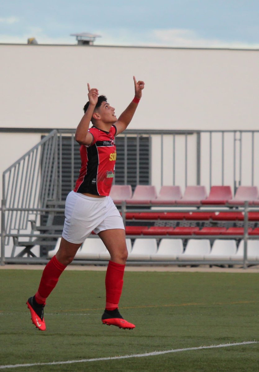 CDMiajadas's tweet photo. Otra gran victoria de nuestro equipo juvenil ⚽️⚽️⚽️ que nos hace clasificarnos para el PLAYOFF de ascenso a Liga Nacional Juvenil💪💪💪
Gran temporada chicos!!!
#Ahoraeselmomento
#somosdeplayoff https://t.co/3l7BWwhxWR