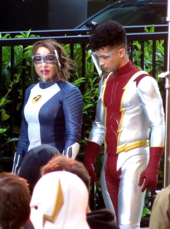 silvxr4's tweet image. Brother-sister crime fighting unit #TheFlash