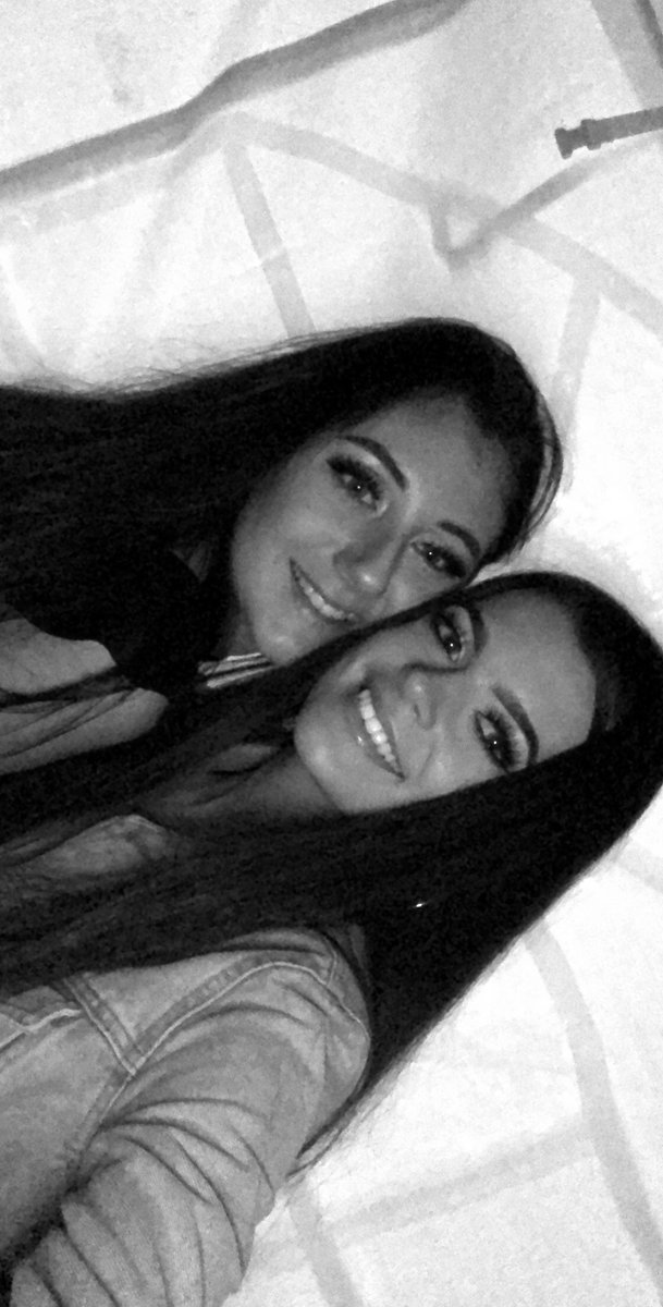 Happy 21st birthday to this one💗 hope uv had the best day and enjoy celebrating ly💕🥳xxx <a href="/jessicab_xo/">𝔍𝔢𝔰𝔰</a>