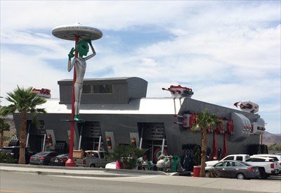 VegasIssues's tweet photo. Driving from Vegas to LA be like: https://t.co/OZkUTw9rmU
