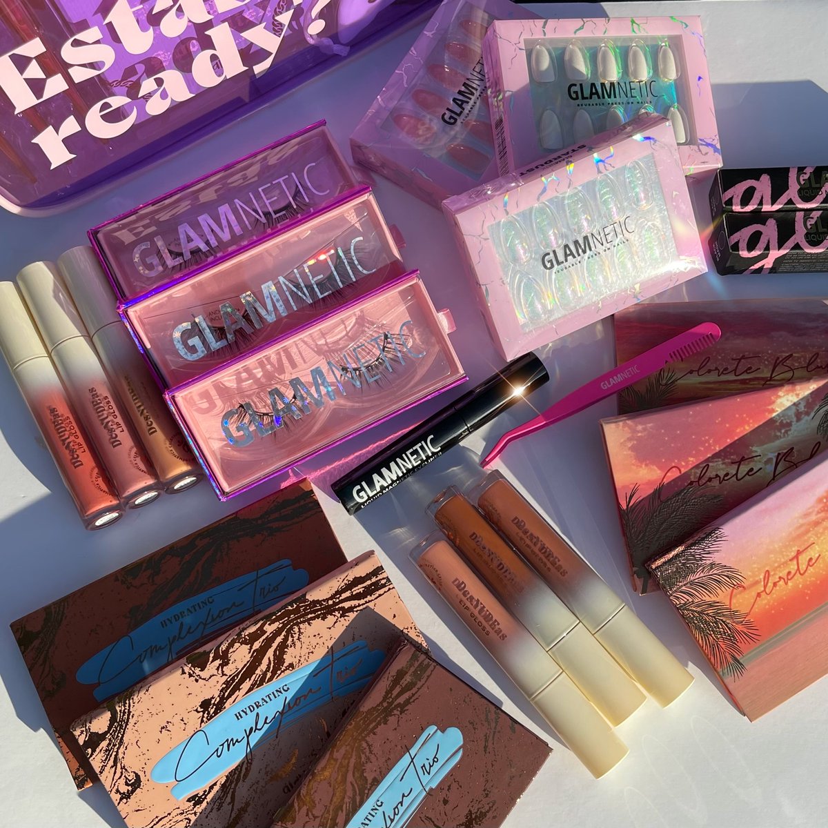 AlamarCosmetics's tweet photo. 💖 @glamnetic x @alamarcosmetics #GIVEAWAY 💖

One lucky winner will win:
✨ $50 Glamnetic gift card
✨ $50 Alamar Cosmetics gift card

To Enter:
💖 Follow @glamnetic and @alamarcosmetics
💖 Like &amp; Retweet
💖 Tag 2 besties

Winner will be announced 5/13 ✨ Good luck! https://t.co/pwtKNkx3t8