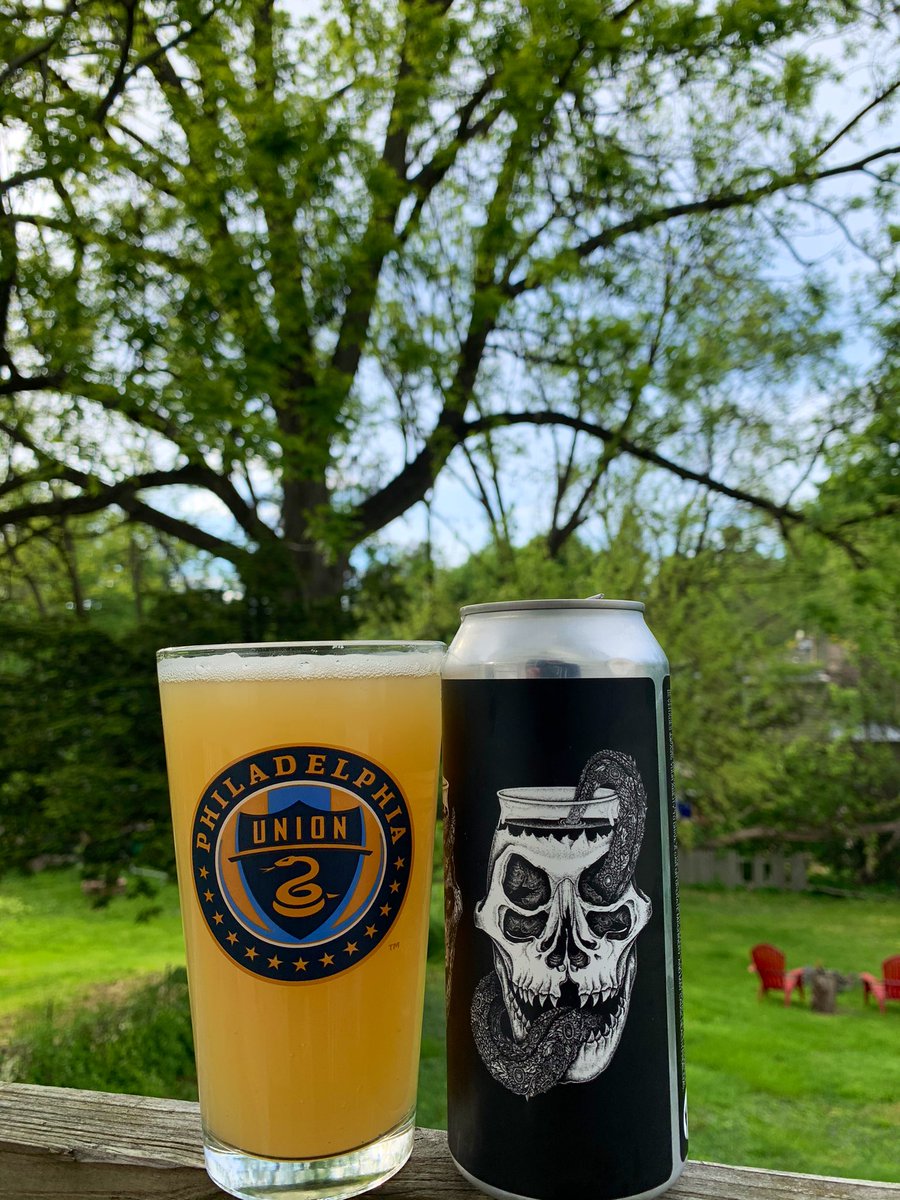 Essau1969's tweet image. Next up, #AlienChurch from @tiredhandsbeer #BeerMe #Beer 😋 #Beeroclock Drink it up! Cheers 🍺