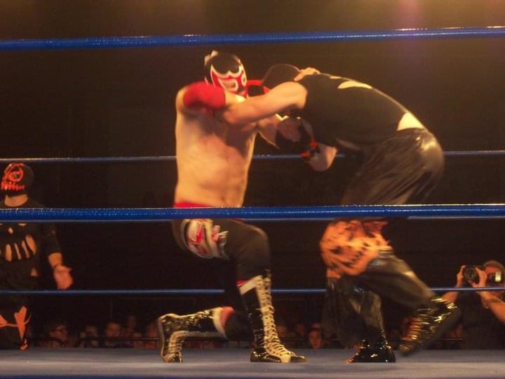 Generico and Hallowicked going at it.