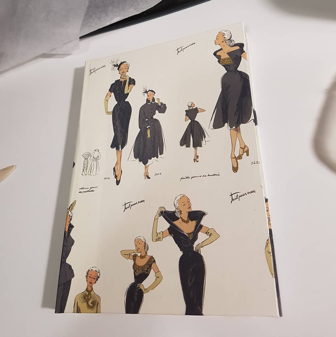 morganaliART's tweet photo. I also finished four book projects - it was a busy saturday! 📚😵📚
#diy #craft #bookbinding #books #casebinding https://t.co/ClQ6QtzFuy