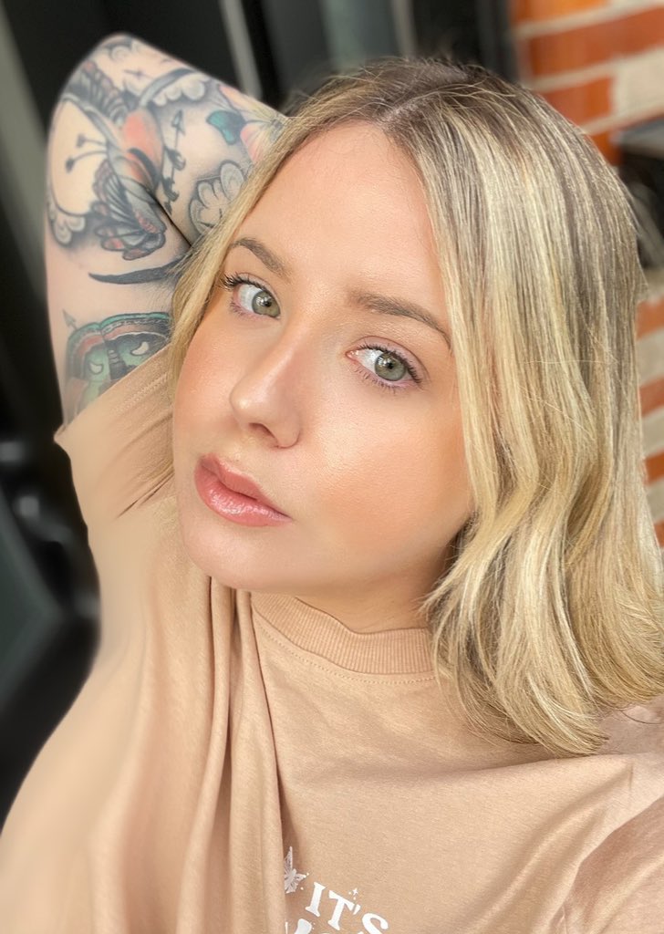 autumnxnoise's tweet photo. Your fav mama 🥰 https://t.co/YH7IMAaL3d