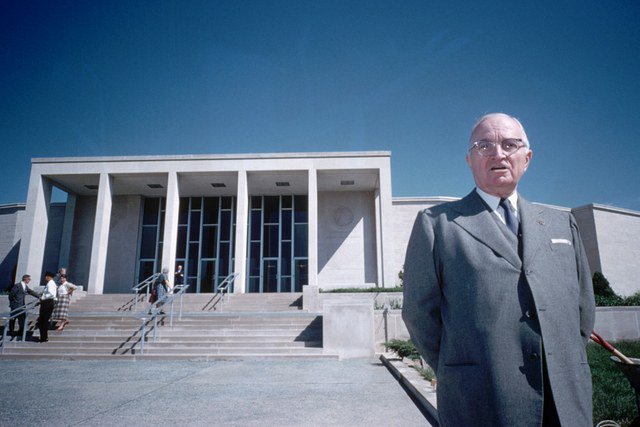 presidentmanny's tweet photo. #HappyBirthday to #HarryTruman, 33rd #President of the #UnitedStates, born on #ThisDayInHistory in Lamar, Barton County, #Missouri on May 8, 1884 🇺🇸 #Truman #TrumanDay #HarryTrumanBirthday #POTUS #POTUS33 Please support @TrumanLibrary & for more info visit https://t.co/UpWp9ZKVIy https://t.co/G0u80x2Kgv