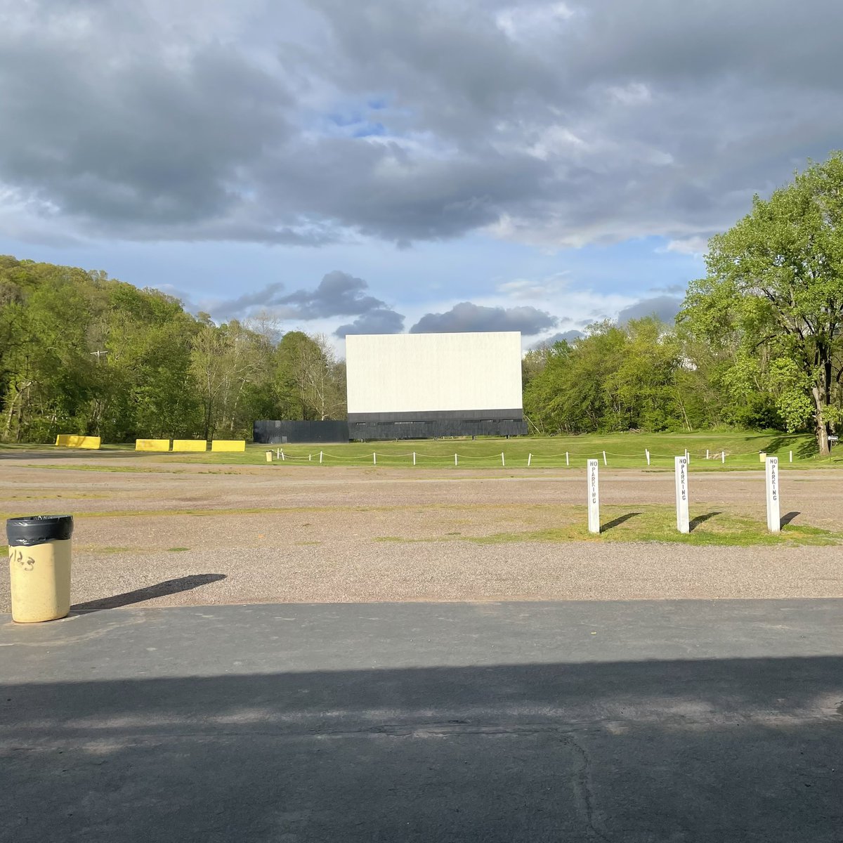 gardendriveinpa's tweet photo. Sunny skies here at the Garden Drive-In for tonight’s movie showings!

Screen 1: Wrath of Man (R) and The Resort (R)

Screen 2: Spiderman: Homecoming (PG-13) and WonderWoman (PG)

First movies start at 8:20 PM, second movies start at 10:20 and 10:30 PM https://t.co/KKvkJRbT52