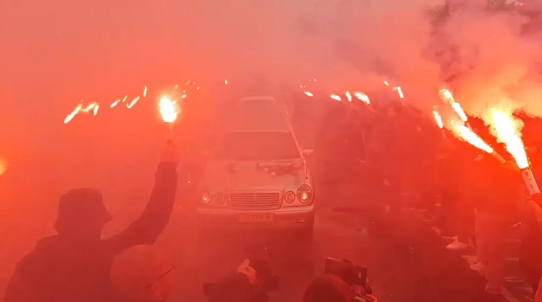 UtrechtUltras19's tweet photo. RiP Adje https://t.co/NOow0ymwP3