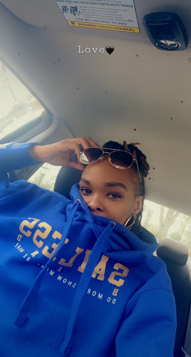 GoCraZHoneyB's tweet photo. Loving my new hoodie 🥶💙

#SayLessBrand #TheFRATERNITY
@TheEmpireGamer https://t.co/WKoIO0dc4Q