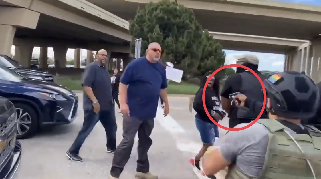 .@PlanoMayorHarry, <a href="/PlanoPoliceDept/">Plano Police (Texas)</a>, <a href="/GregAbbott_TX/">Greg Abbott</a>, disgraceful that you allowed #BlackLivesMatter  terrorists to illegally block traffic and pull a gun on an unarmed law abiding citizen while your officer stood by and protected the criminals.

You should all resign in disgrace.