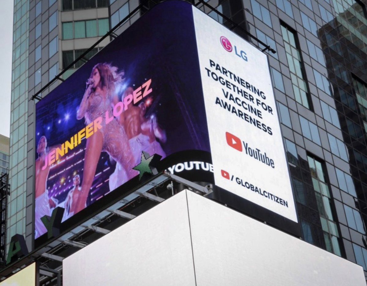 desireegruber's tweet photo. You don’t want to miss THIS! 💫✨
Tune into @GlblCtzn #VAXLIVE at 8pm for an iconic performance by @JLo + more!
BRAVA @Hughcevans @LorraineTwohill @BeaperezBea https://t.co/YAoDifAf7A