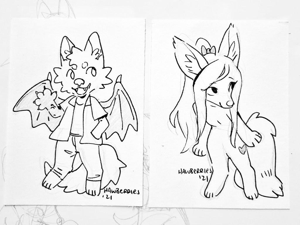 b&w bust commissions are always such a pleasure!! and of course some tiny chibis ☆