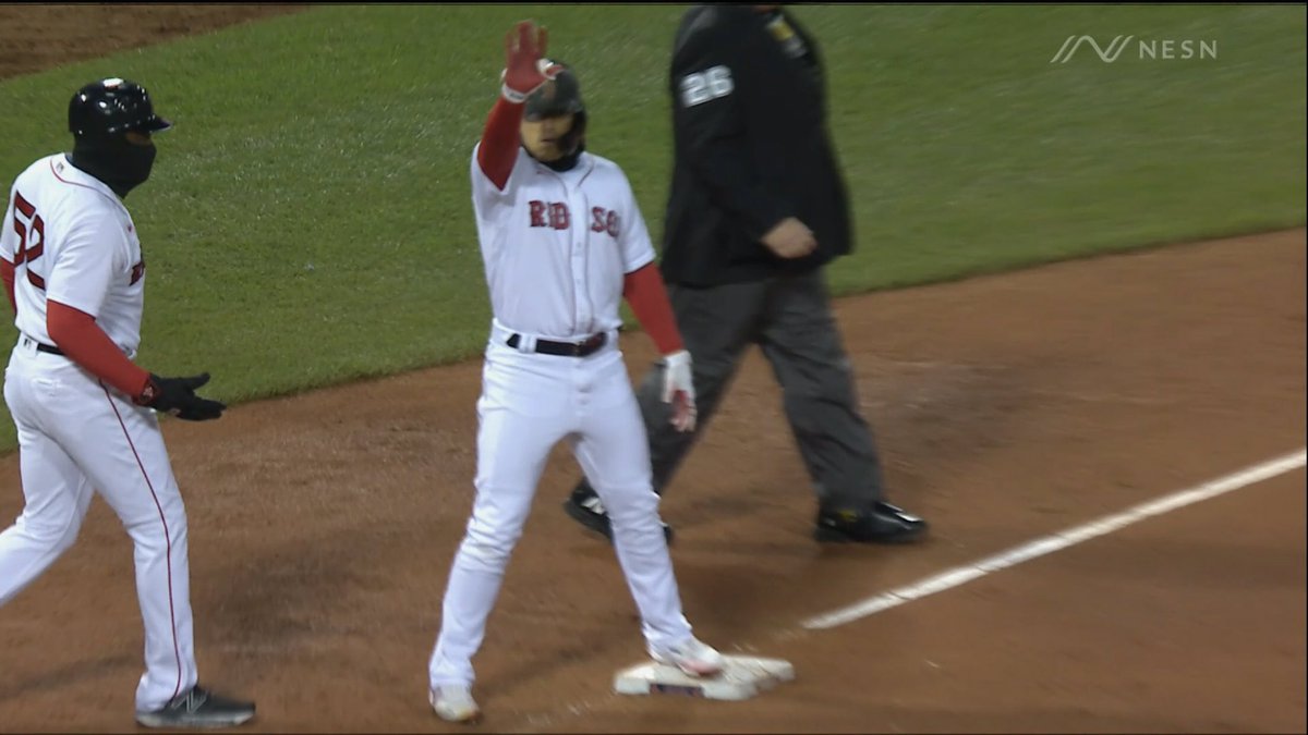 SurvivingGrady's tweet photo. Wave if your team has the best record in baseball at this very moment https://t.co/mS0HZMloRa