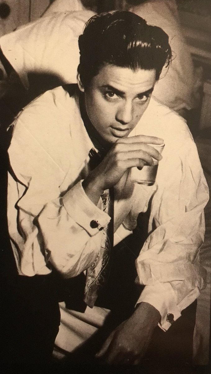 OllieBlue's tweet photo. #AtticDisco #NickKamen Sad news this week. Always loved this album... #EachTimeYouBreakMyHeart https://t.co/iNkqTLds9N