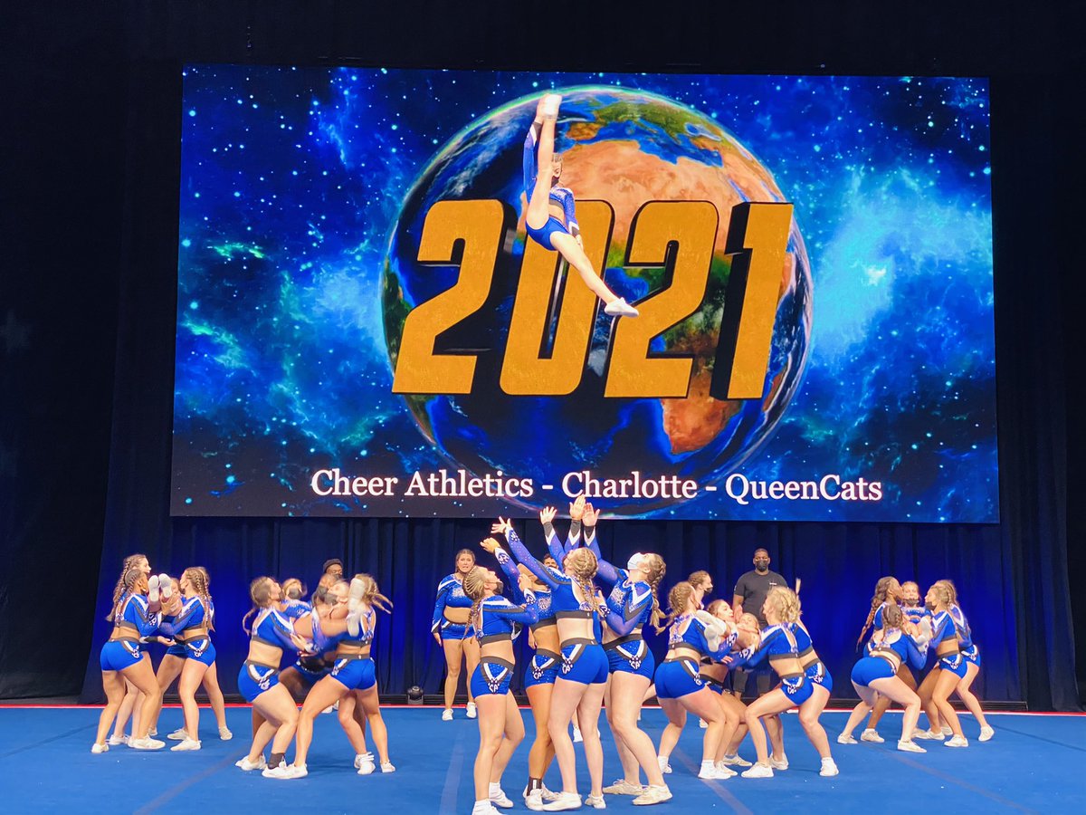 CA_QueenCats's tweet photo. On to Day 2!!! 💙 #Lucky7th #QueensConquer #ThisIsOurKingdom https://t.co/KqC75Aq6c9