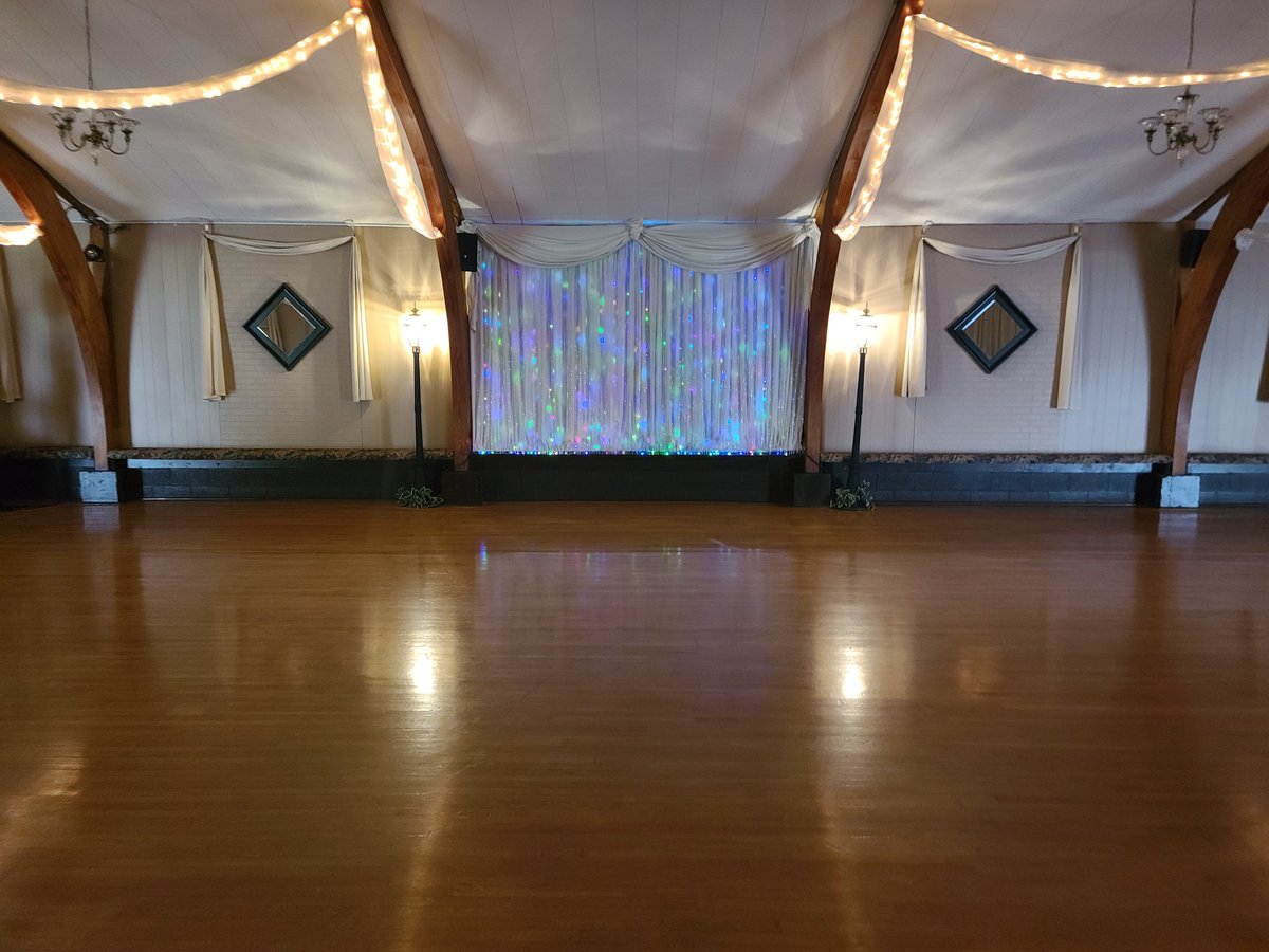 BHS__Principal's tweet photo. Bluffton High School prom 2021 is about to begin! Rustic Romance is the theme this year. Thanks to the sponsors and students who helped pull it all together. https://t.co/pjDm7RIJSR