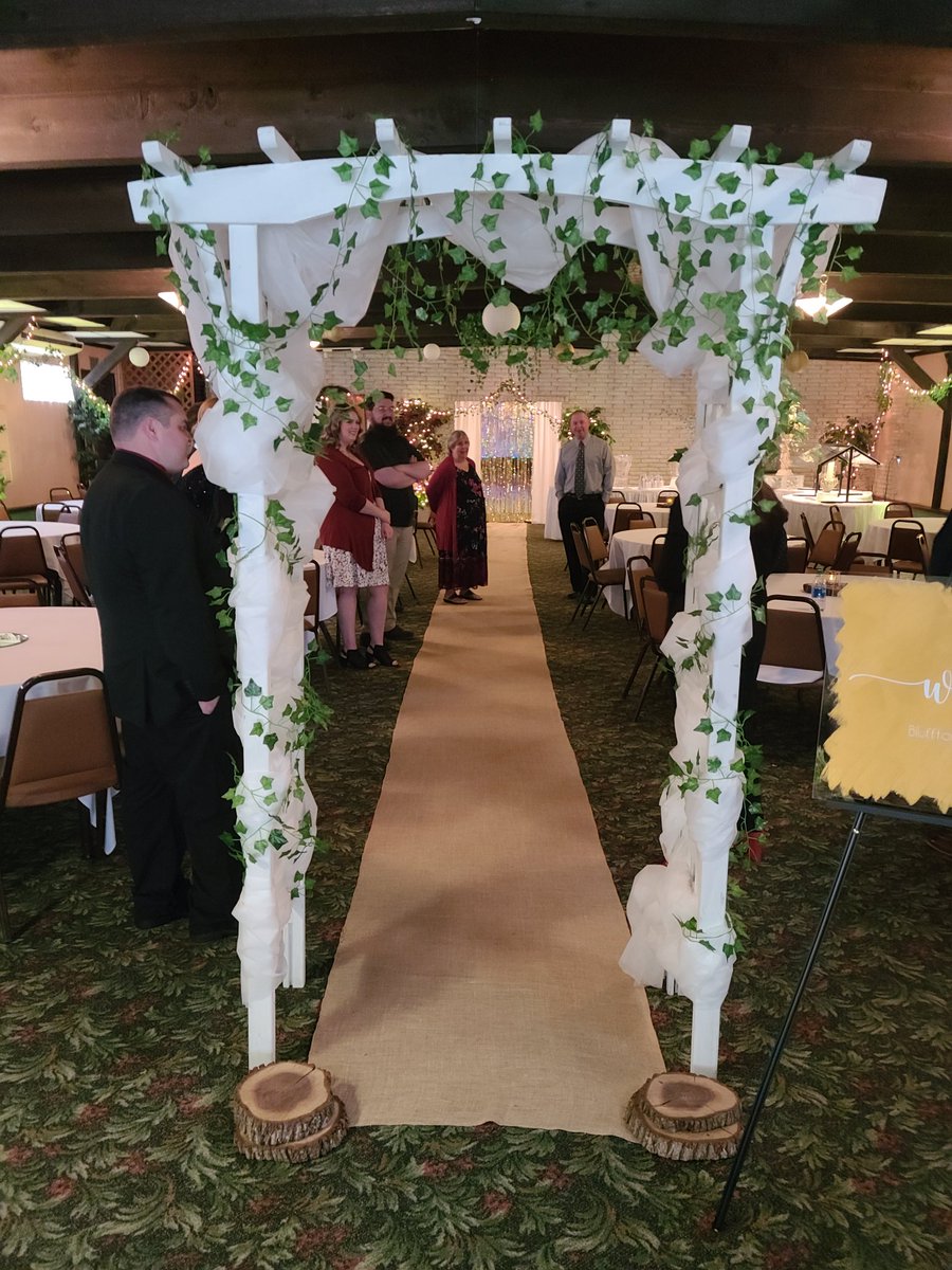 BHS__Principal's tweet photo. Bluffton High School prom 2021 is about to begin! Rustic Romance is the theme this year. Thanks to the sponsors and students who helped pull it all together. https://t.co/pjDm7RIJSR