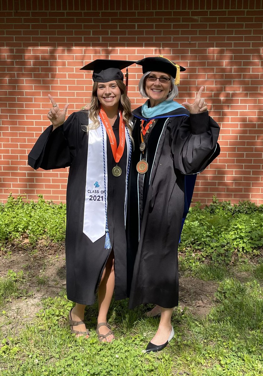 #okstate21 
<a href="/okstate_ehs/">OSU College of Education and Human Sciences</a>
 This ELED grad’s next stop is law school to be an education advocate! Congrats Jatelyn!! People.Passion.Purpose! Proud Pokes! <a href="/JatelynTaylor/">Jate</a>