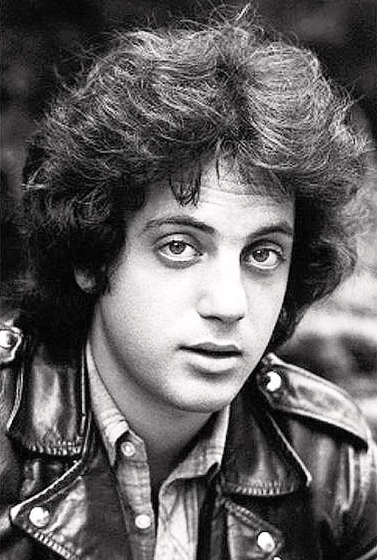 Happy birthday BILLY JOEL!
(May 9, 1949) 
