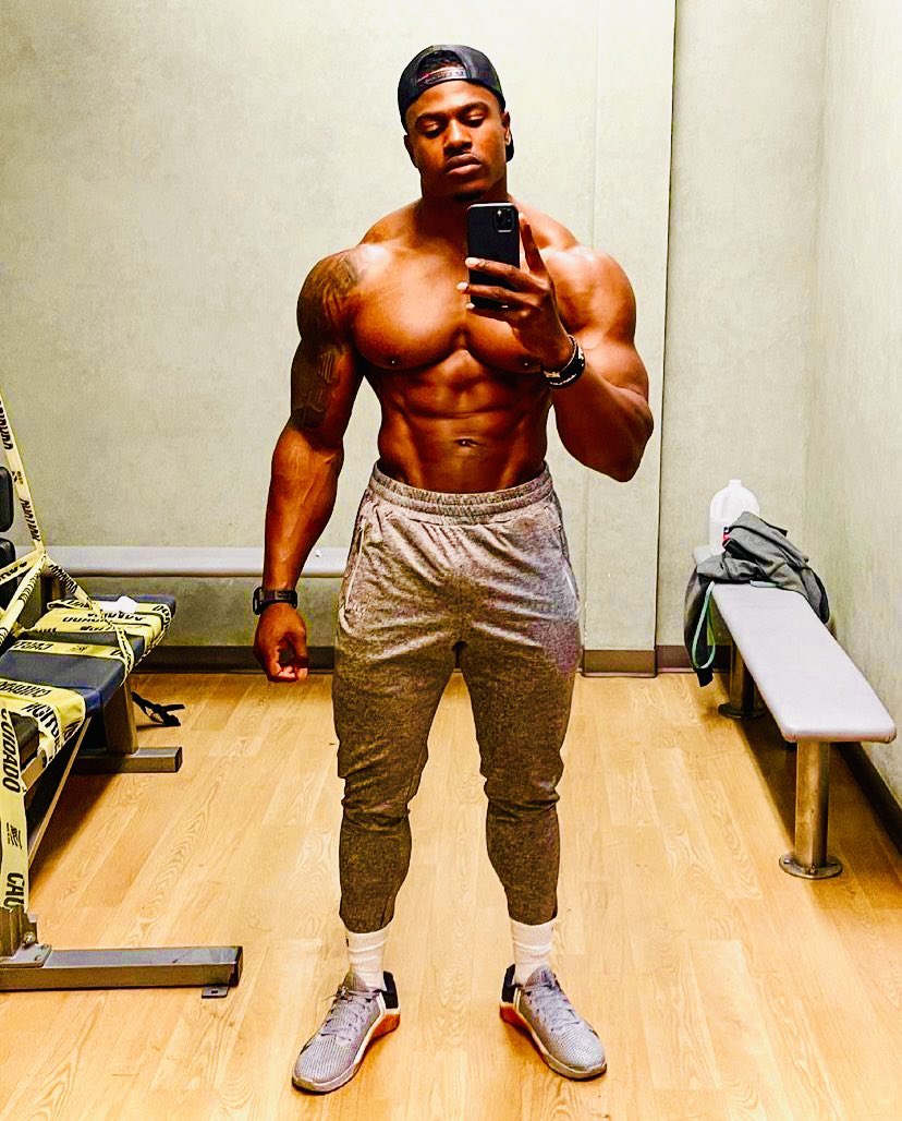 𝐄𝐭𝐡𝐚𝐧 𝐊𝐢𝐧𝐠

  𝙡𝙚𝙬𝙙, independent portrayal. OC. 

            𝐍𝐒𝐅𝐖 𝟏𝟖+. 𝐋𝐢𝐦𝐢𝐭𝐥𝐞𝐬𝐬

   𝙴𝚡-𝚂𝚑𝚒𝚎𝚕𝚍, 𝙽𝚘𝚠 𝙷𝚢𝚍𝚛𝚊 𝙰𝚐𝚎𝚗𝚝