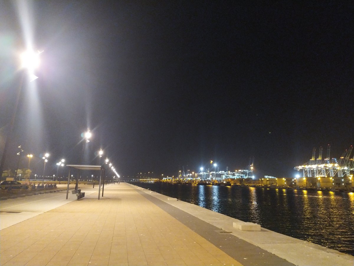 Que gusto da volver a caminar a las casi 2AM... ☺️