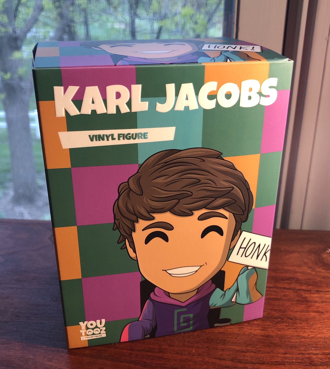 c4tgirlcatty's tweet photo. GUYS MY KARL YOUTOOZ CAME AND IM SO HAPPY <333 #karltwt #honktwt (look at my amazing photography guys) https://t.co/Hp3amtnY3u