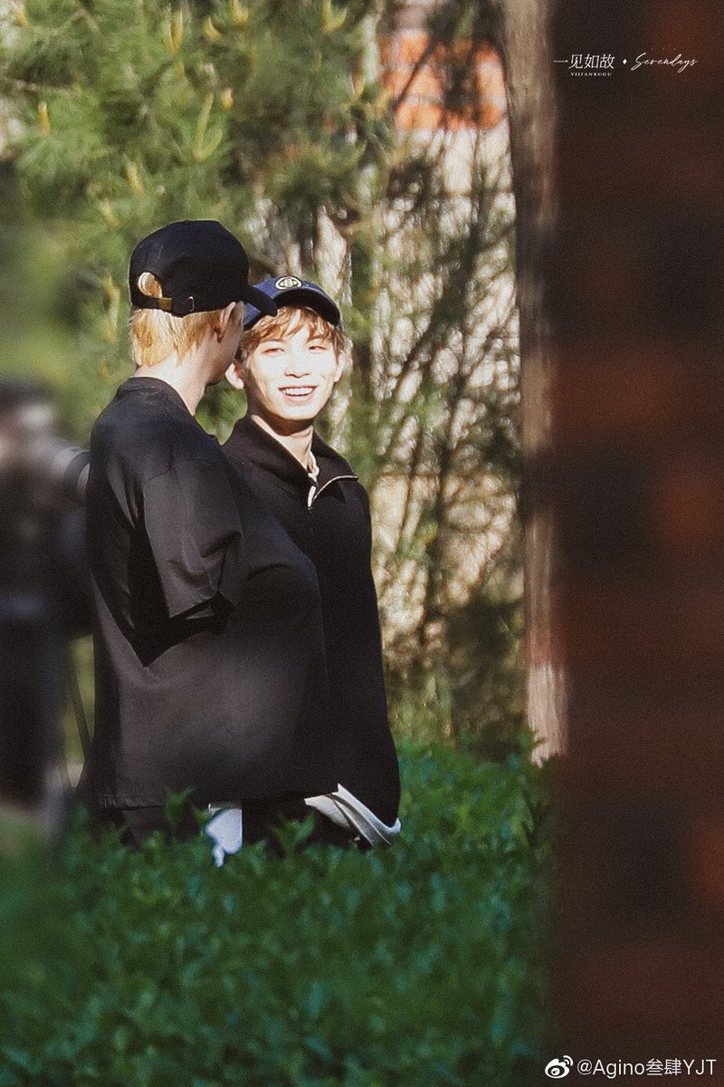 JiYuranus's tweet image. I have been inactive these past few days, I'm taking a break from everything🙌 Also, my cat is injured so  I need time to take care of her🥺 
I just hope these two Hotpot buddies can actually hang out for a hotpot now, not sneakily anymore🤧💓