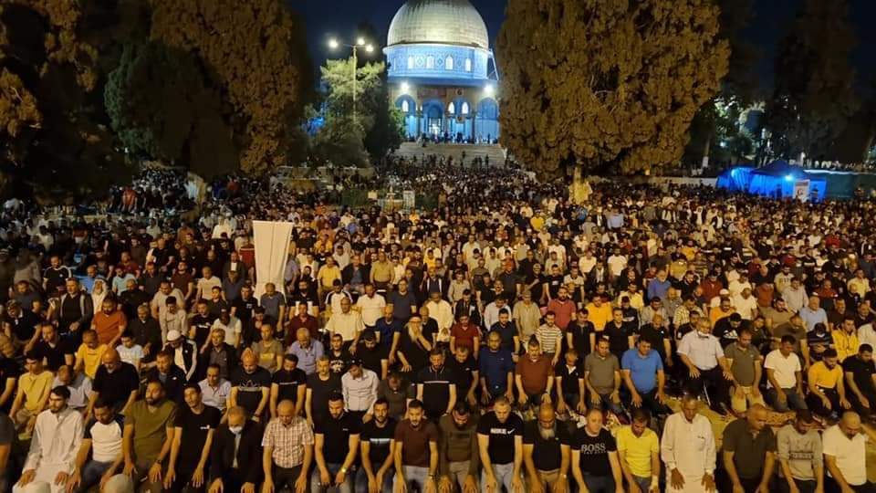 QasimKhanSuri's tweet photo. #Islam is a religion of peace in the complete sense of the word. Every teaching of Islam is based on the principles of peace and avoidance. 
#IsraeliAttackonAlAqsa
#PrayForPalestine #Palestine ♥️ https://t.co/9J1s8qXPXY
