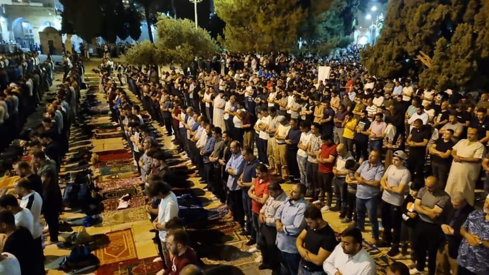 QasimKhanSuri's tweet photo. #Islam is a religion of peace in the complete sense of the word. Every teaching of Islam is based on the principles of peace and avoidance. 
#IsraeliAttackonAlAqsa
#PrayForPalestine #Palestine ♥️ https://t.co/9J1s8qXPXY
