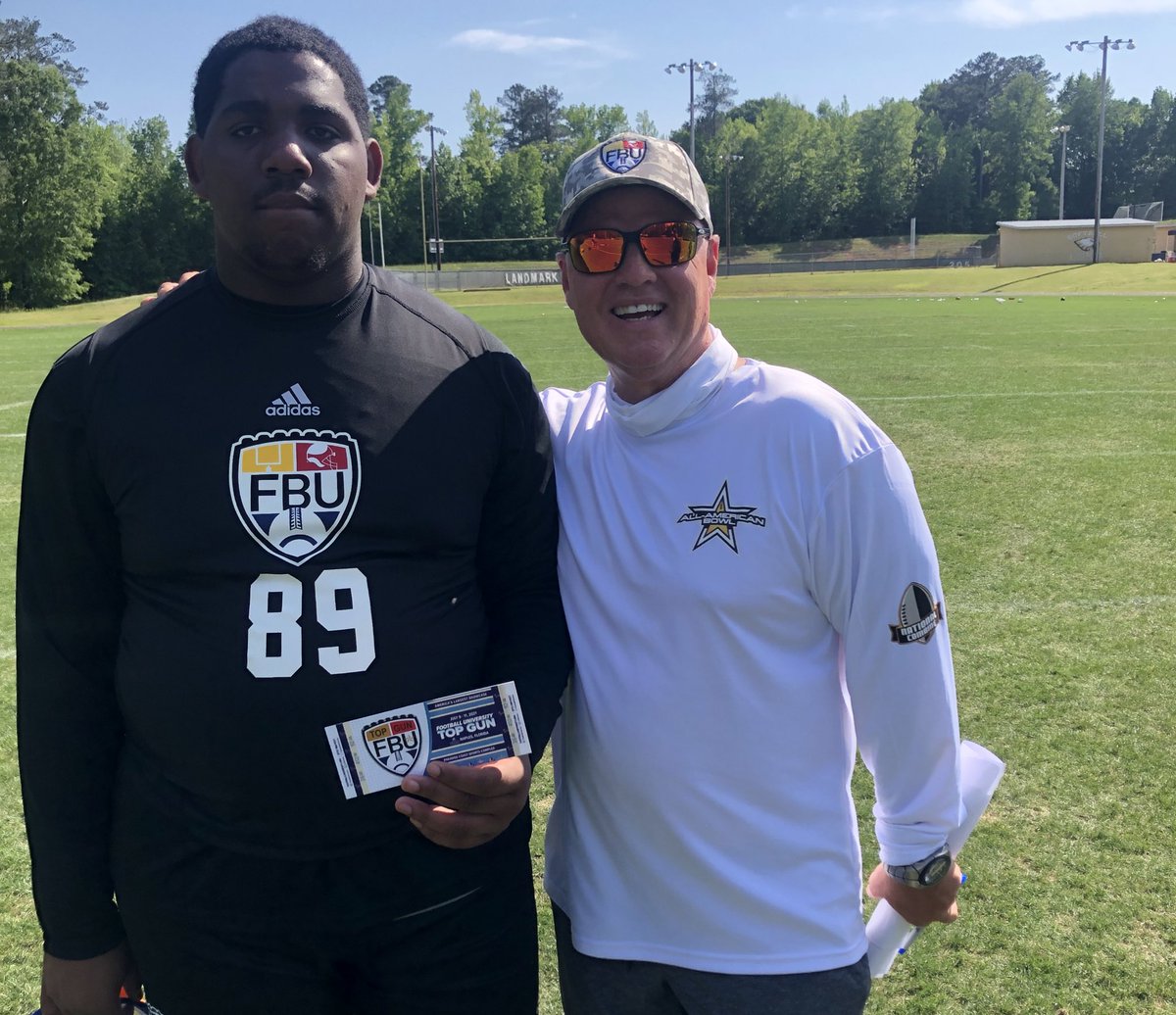 _Dylanmann's tweet image. Thanks @ErikRichardsUSA for having me at the @FBUcamp today see you in Naples 🏝