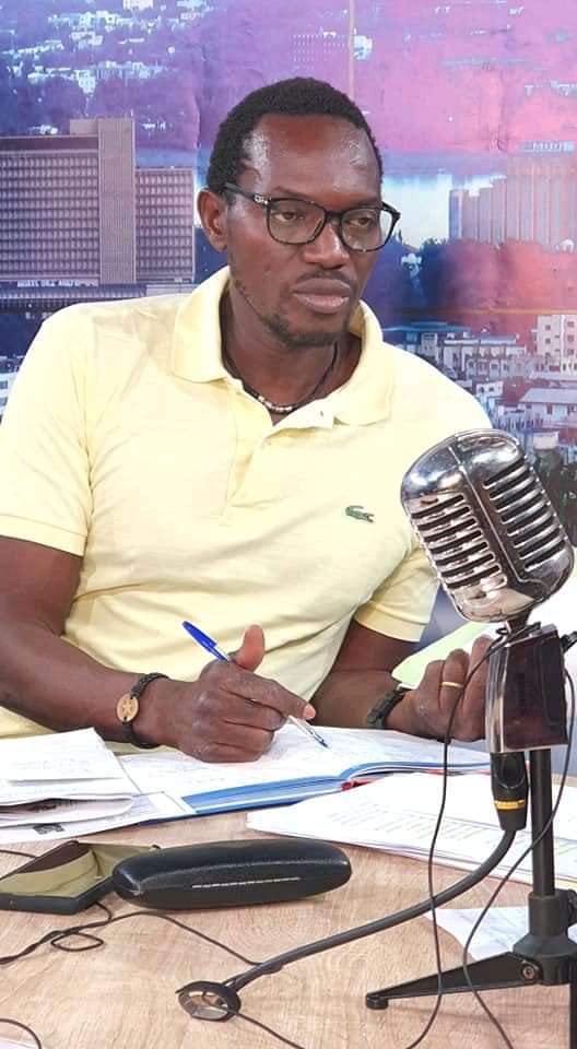 DOLOYOUSSOUF10's tweet photo. "On ne pourrait jamais gouverner le peuple démocratiquement", exempt de culpabilité,tout ruine! https://t.co/gx5HLD4110